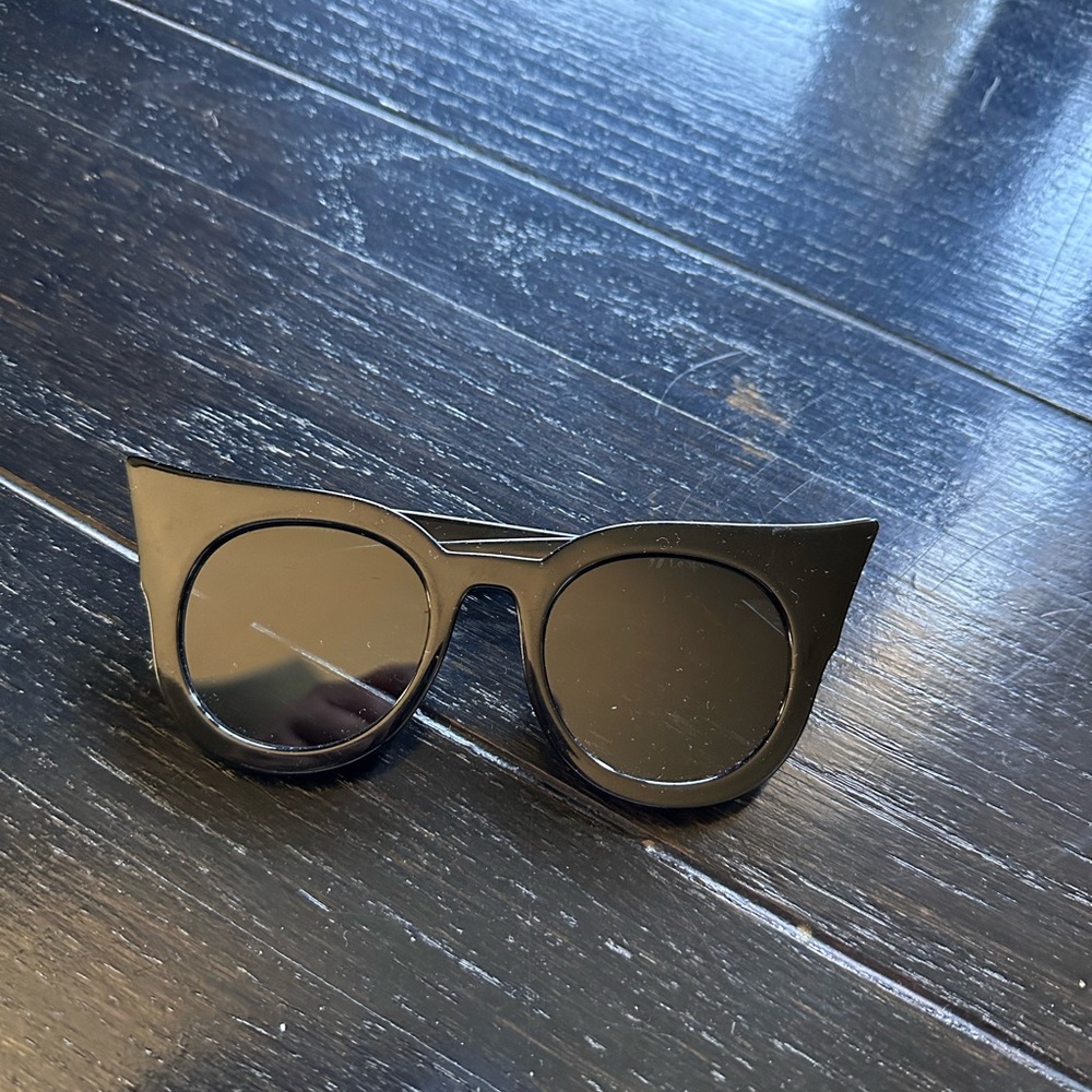 Le Specs Sunglasses